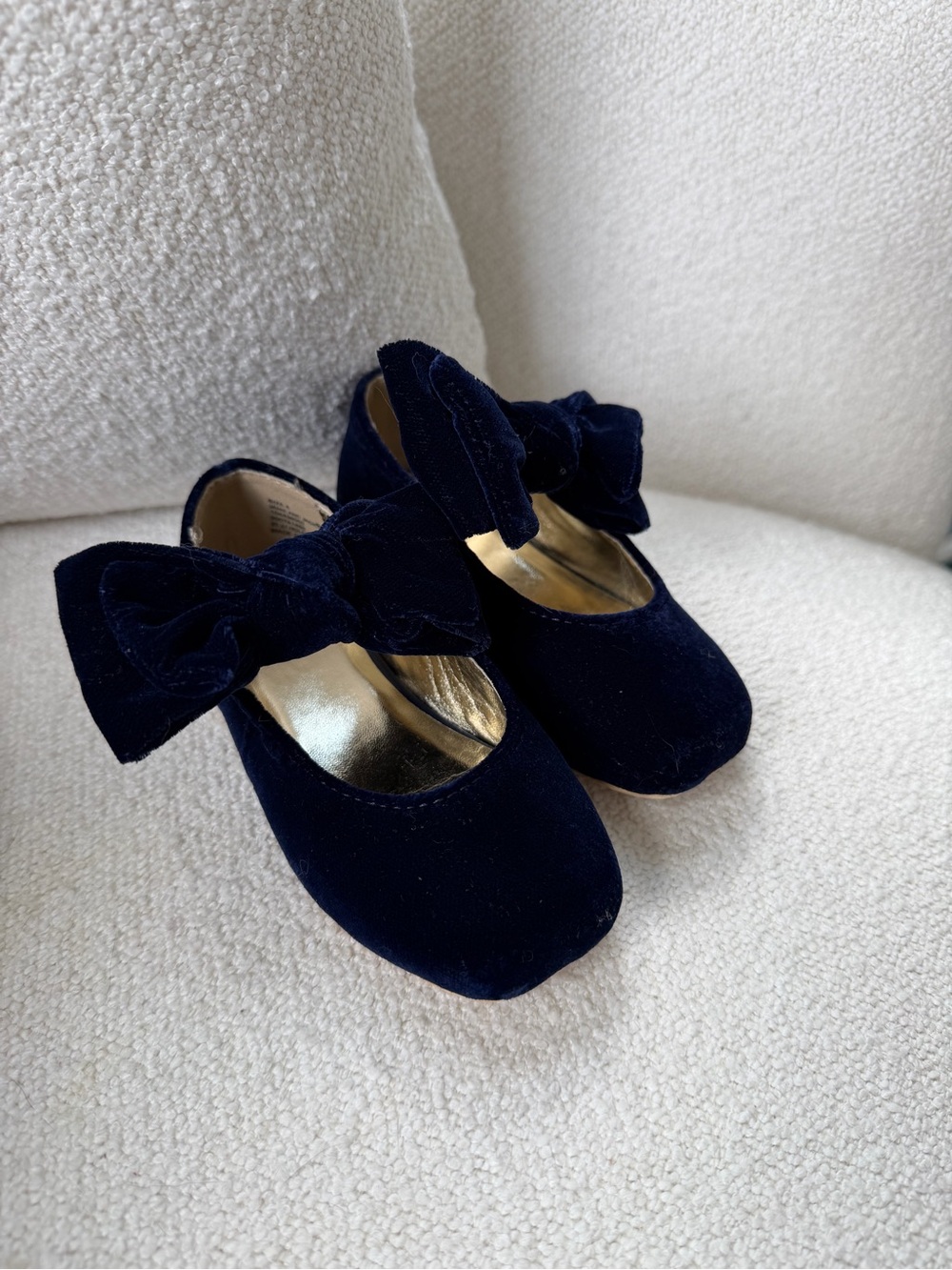 Janie and Jack Toddler Girls Velvet Bow Mary Jane Shoes - Navy, Size 6